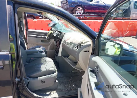 2009 Dodge Grand Caravan Sxt from USA, damaged, VIN 2D8HN54X89R511680